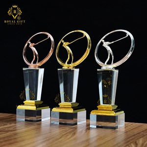 CUP GOLF KỸ THUẬT HÌNH NGƯỜI ĐÁNH GOLF 