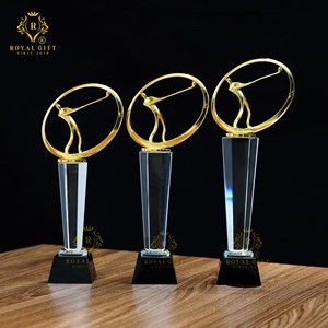 CUP GOLF KỸ THUẬT HÌNH NGƯỜI ĐÁNH GOLF 