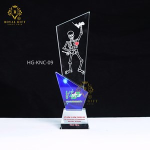 KỶ NIỆM CHƯƠNG VINH DANH PHA LÊ CAO CẤP - HG - KNC - 09